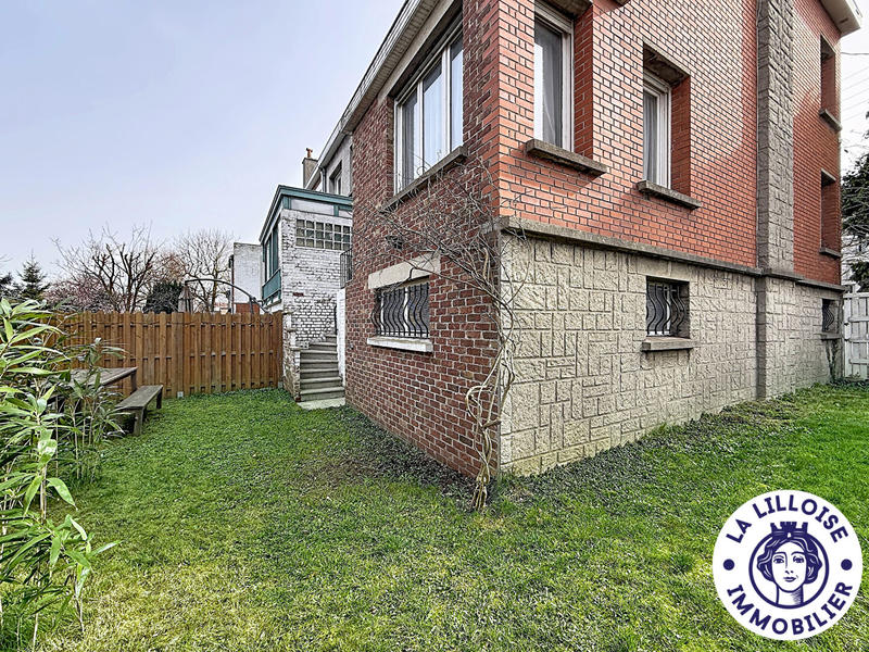 Maison - 95 m² - 5 pièces