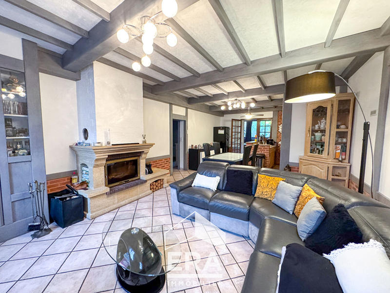 Maison - 207 m² - 8 pièces