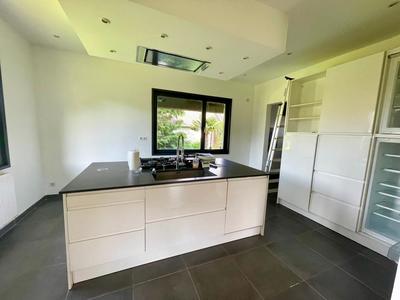 Maison - 125 m² - 4 pièces