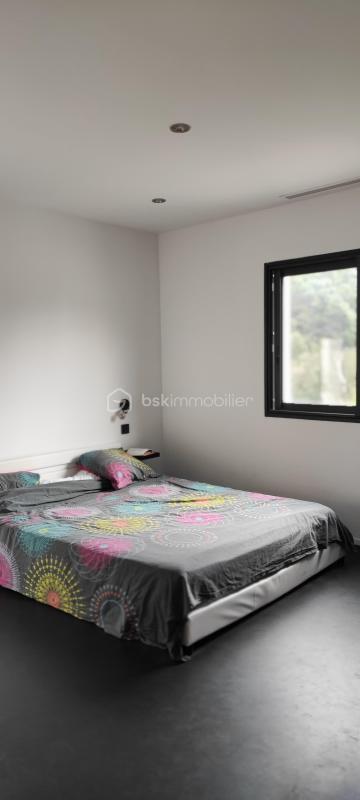 Maison - 157 m² - 5 pièces