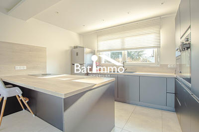 Maison - 137 m² - 6 pièces