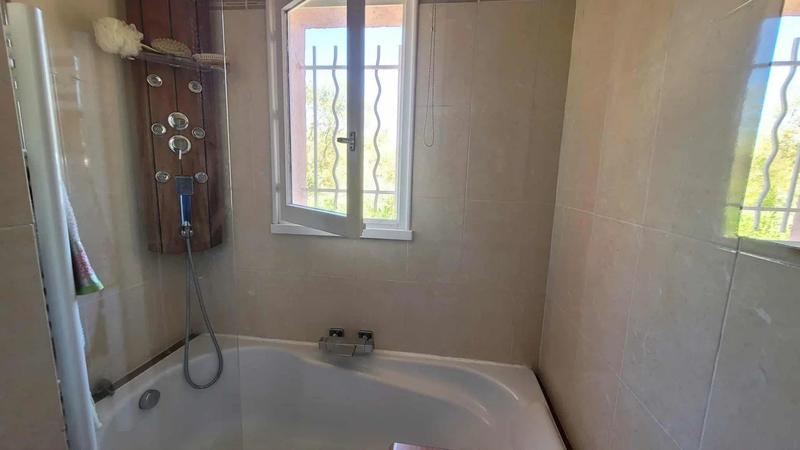 Maison - 103 m² - 5 pièces