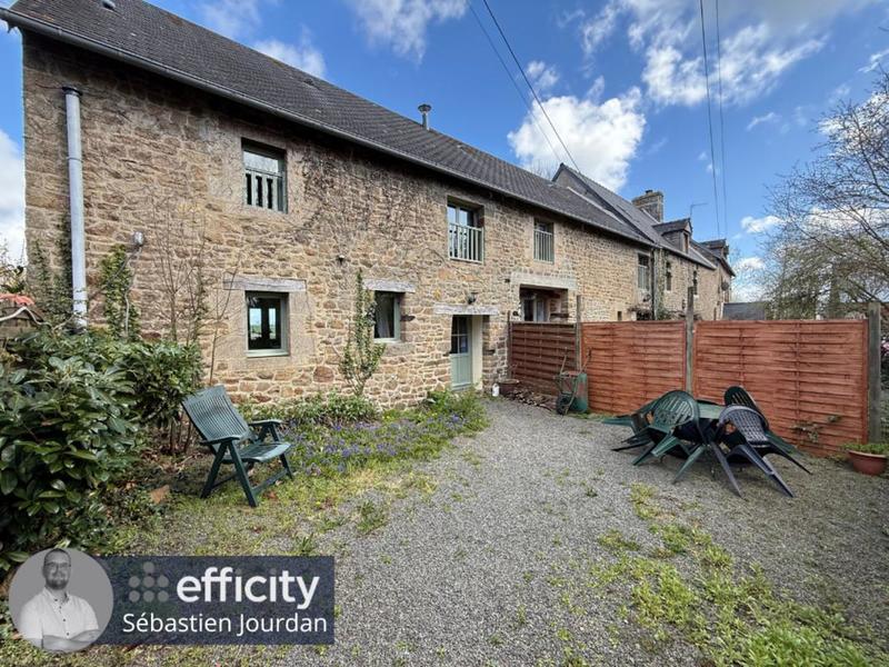 Maison - 448 m² - 19 pièces