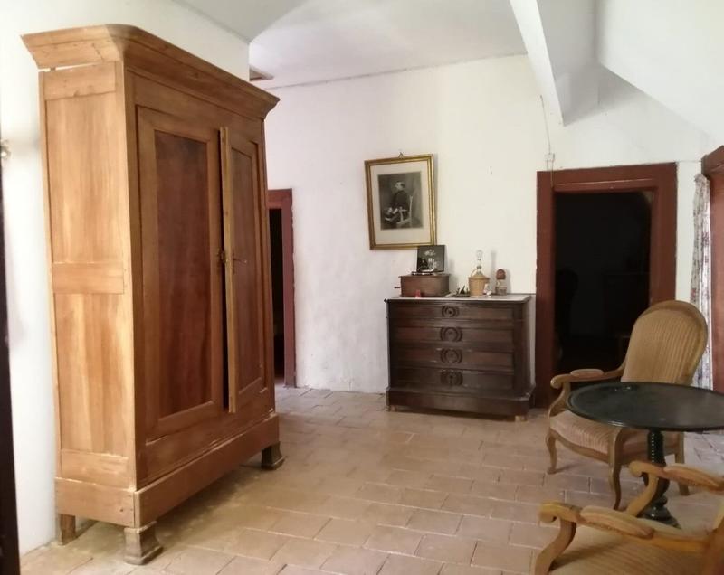 Maison - 240 m² - 9 pièces