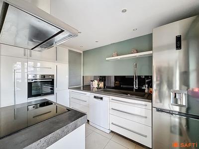 Maison - 175 m² - 6 pièces