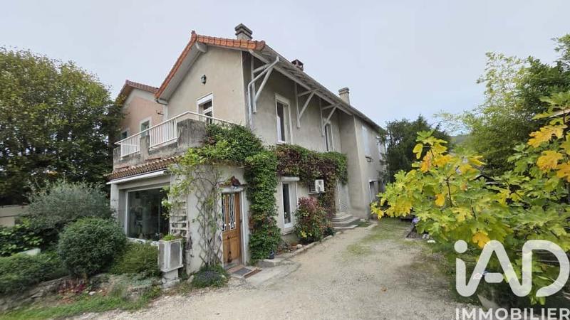 Maison - 148 m² - 6 pièces