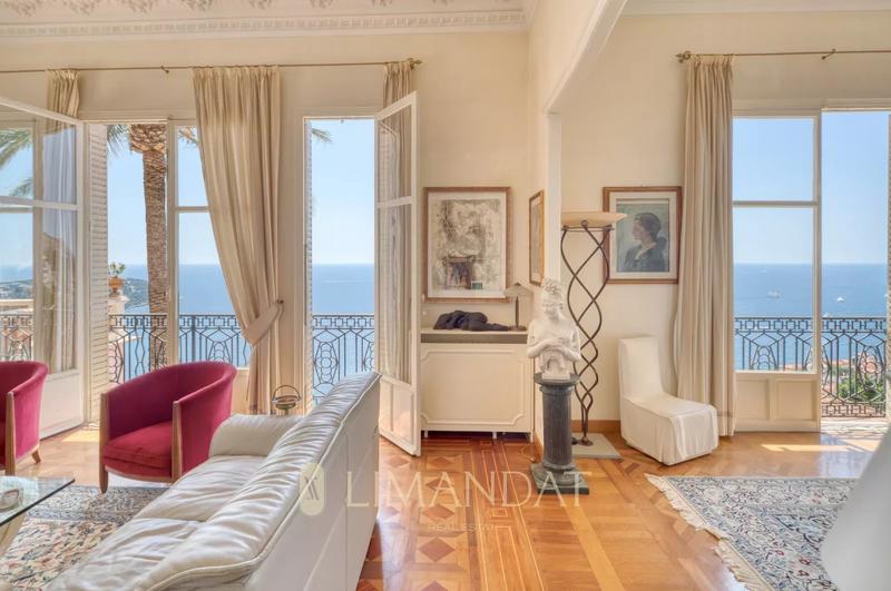 Villa - 283 m² - 7 pièces