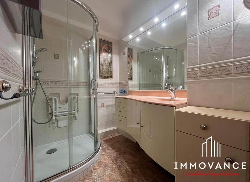 Appartement - 70 m² - 3 pièces