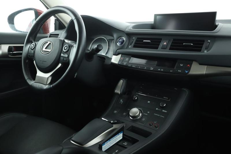Lexus Ct 200h Luxe Auto 136 ch
