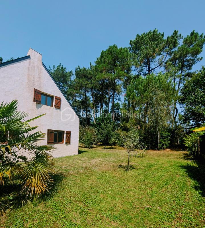 Maison traditionnelle - 115 m² - 7 pièces