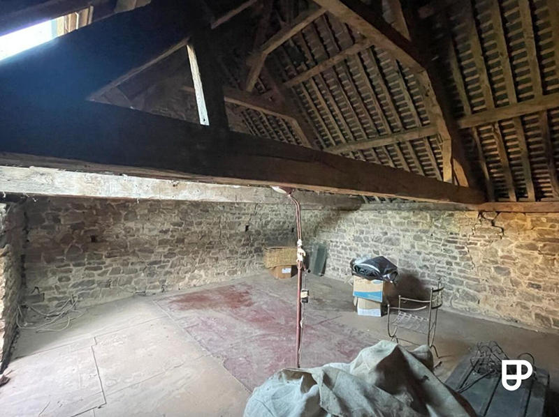 Maison - 151 m² - 2 pièces