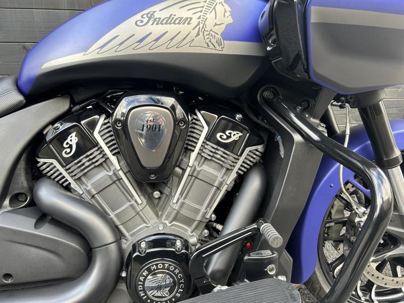 Indian Challenger Dark Horse Spirit Blue Smoke