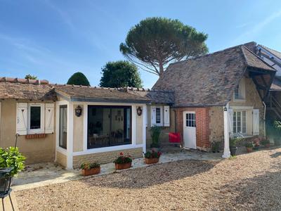 Maison ancienne - 179 m² - 8 pièces