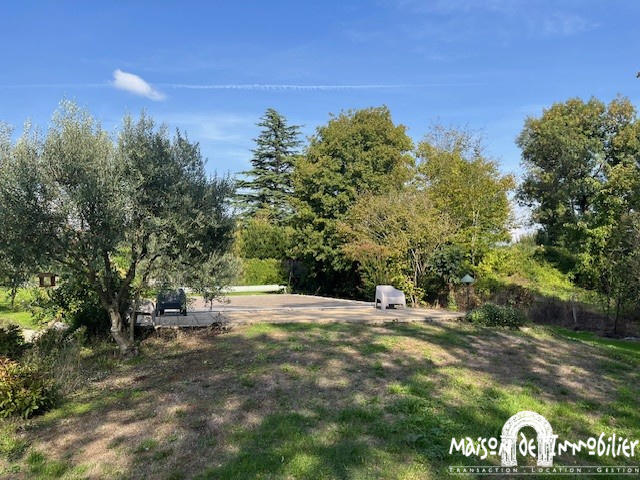 Maison - 185 m² - 7 pièces