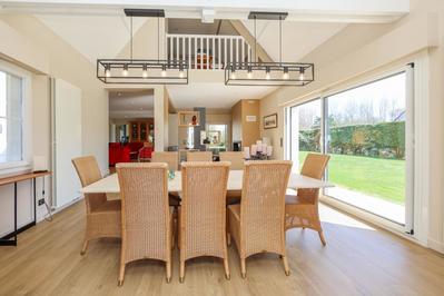 Villa - 389 m² - 7 pièces