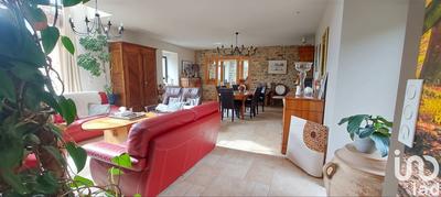 Maison - 290 m² - 10 pièces