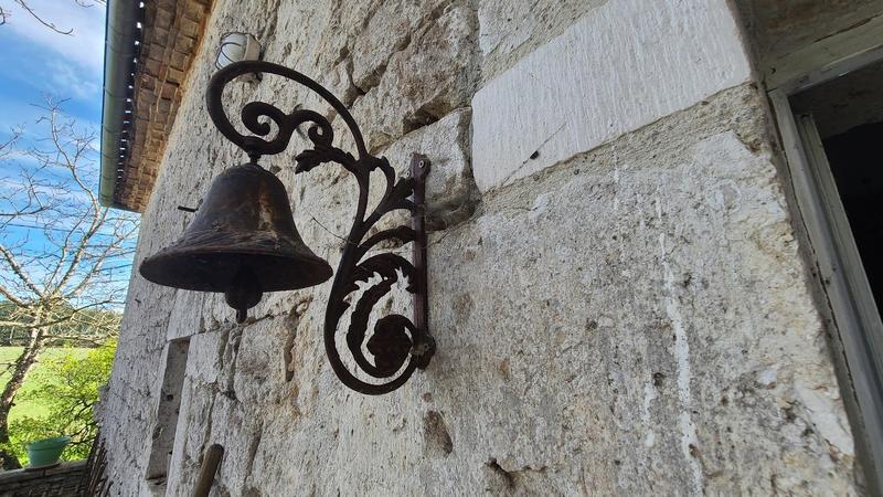 Maison - 235 m² - 8 pièces