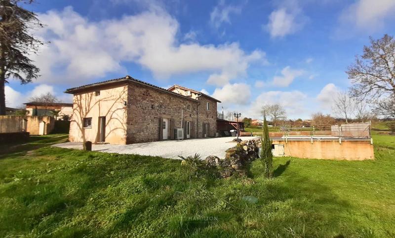 Maison - 140 m² - 4 pièces