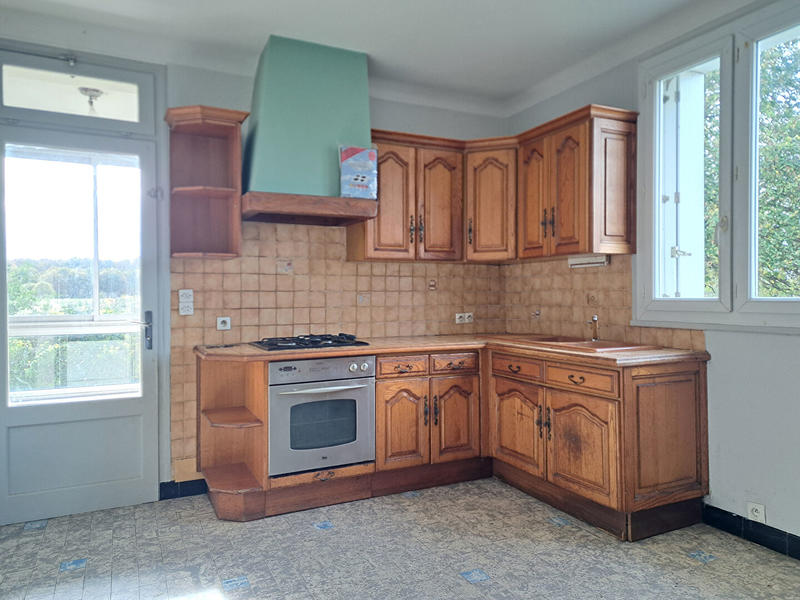 Maison - 90 m² - 4 pièces