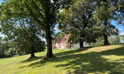 Maison - 260 m² - 8 pièces