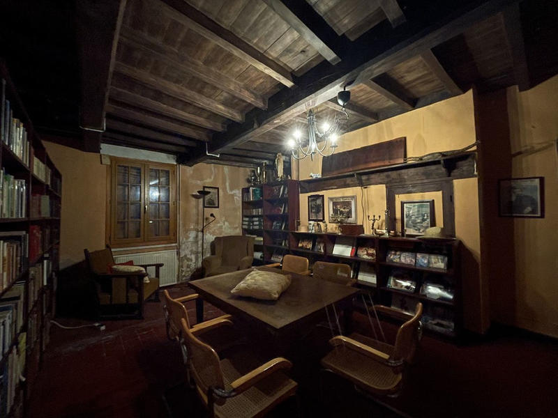 Corps de ferme - 280 m² - 9 pièces