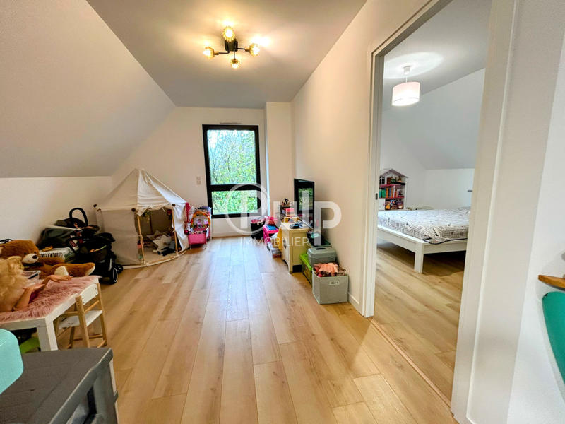 Maison - 174 m² - 7 pièces