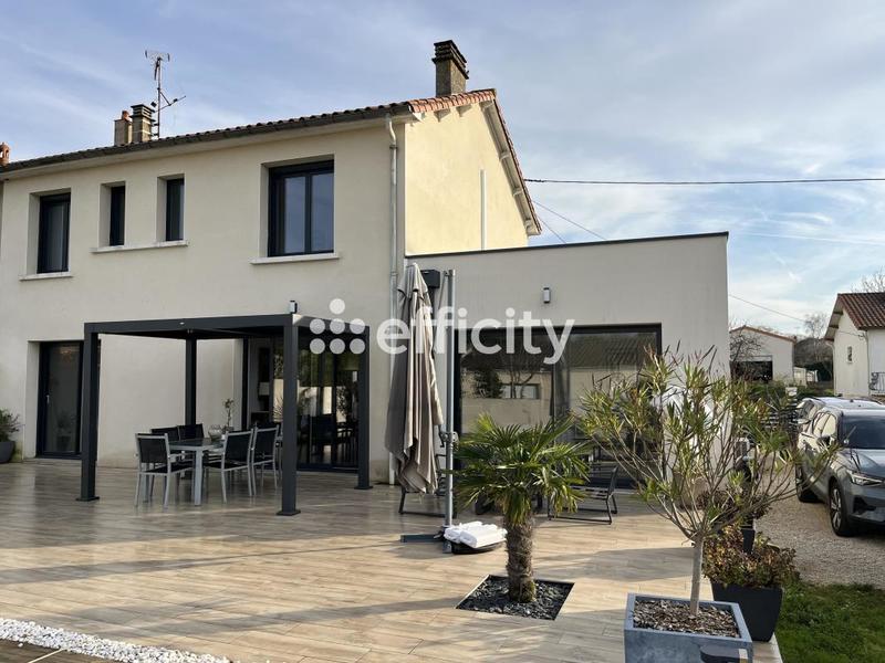 Maison - 131 m² - 6 pièces
