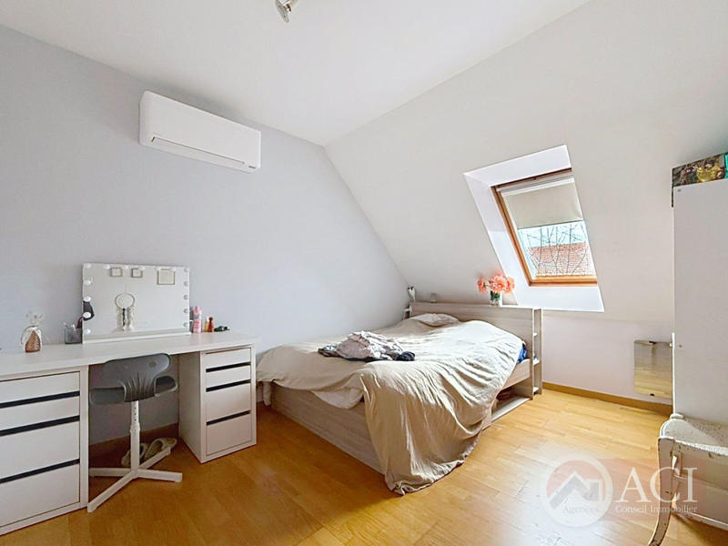 Maison - 135 m² - 6 pièces