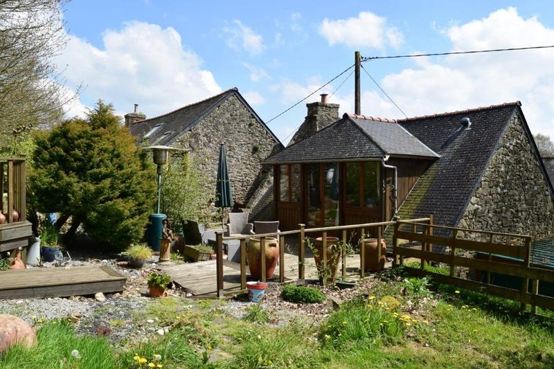 Maison - 140 m² - 8 pièces