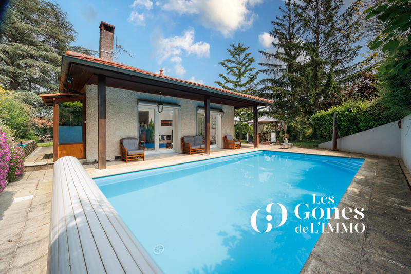 Villa - 185 m² - 7 pièces