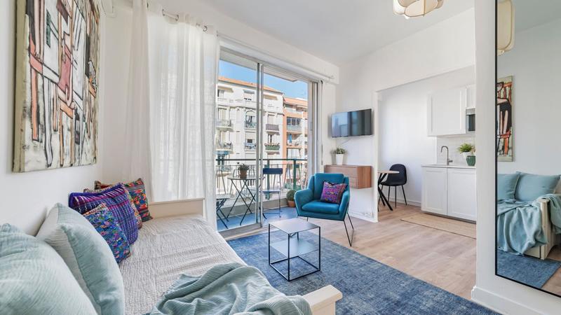 Studio - 28 m² - 1 pièce