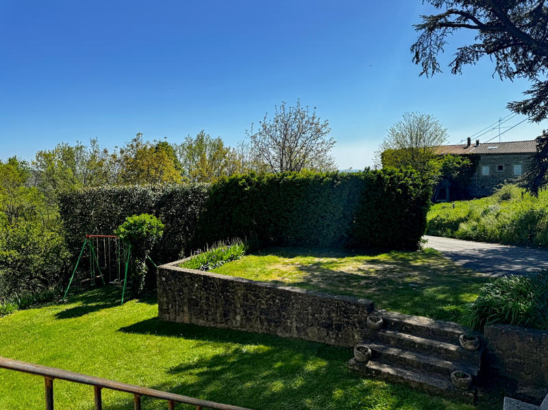 Maison - 253 m² - 13 pièces