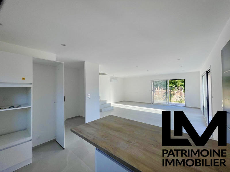 Villa - 101 m² - 4 pièces