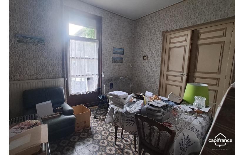 Maison - 200 m² - 7 pièces