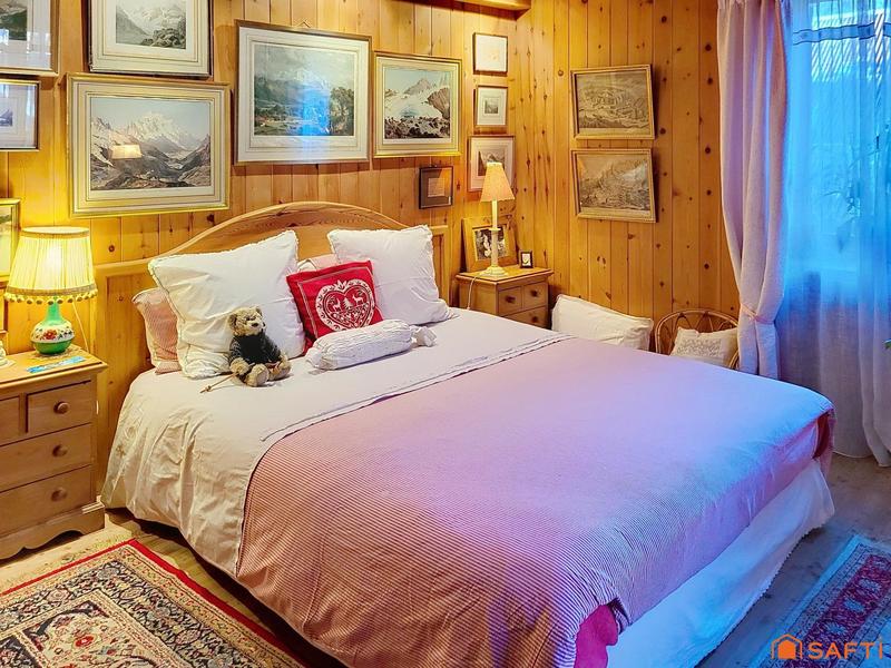 Maison - 214 m² - 8 pièces