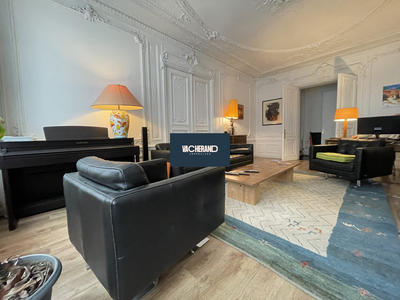 Appartement - 147 m² - 5 pièces