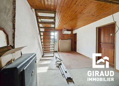 Maison ancienne - 185 m² - 4 pièces