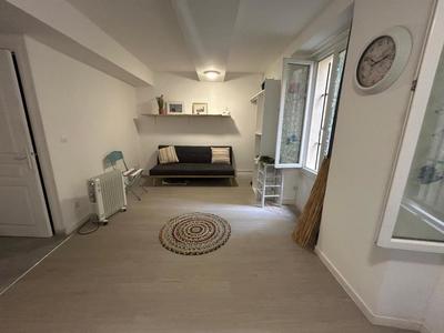 Studio - 20 m² - 1 pièce