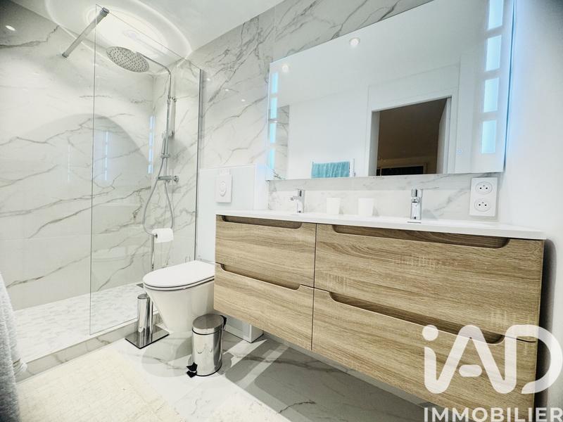 Appartement - 80 m² - 4 pièces