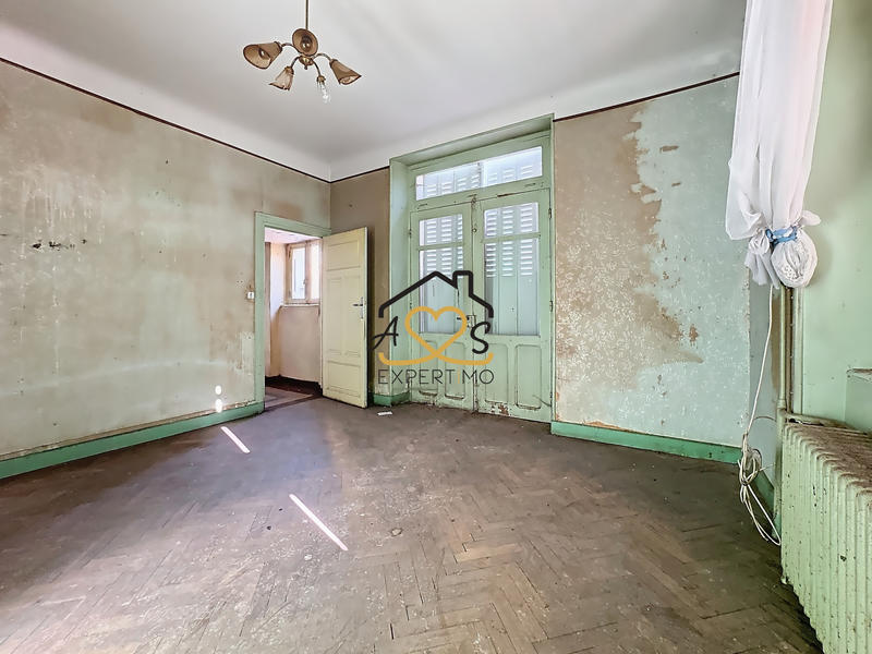 Maison - 322 m² - 20 pièces