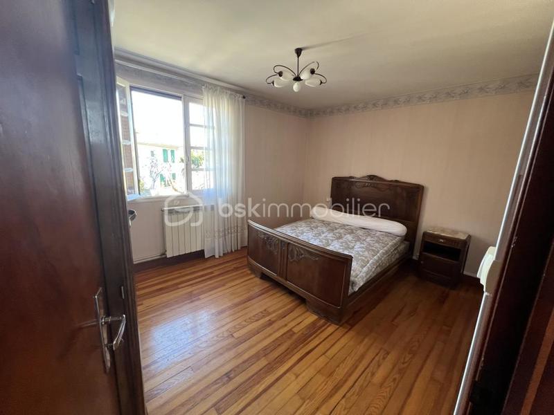 Maison - 80 m² - 5 pièces