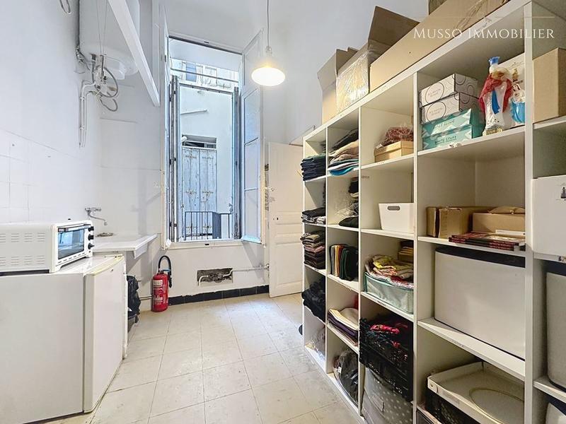 Fonds de commerce - Local commercial - 95 m²