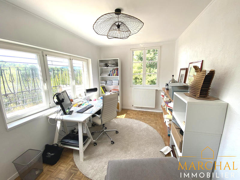 Maison - 190 m² - 7 pièces