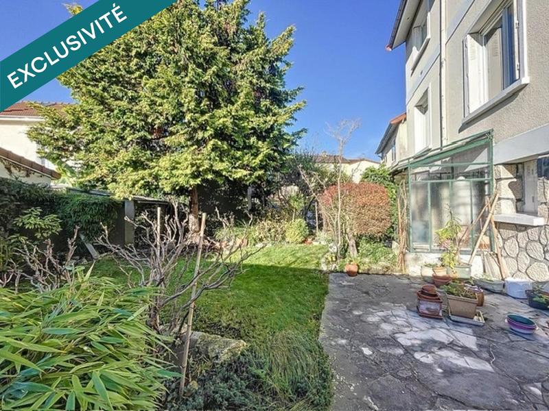 Maison - 230 m² - 8 pièces