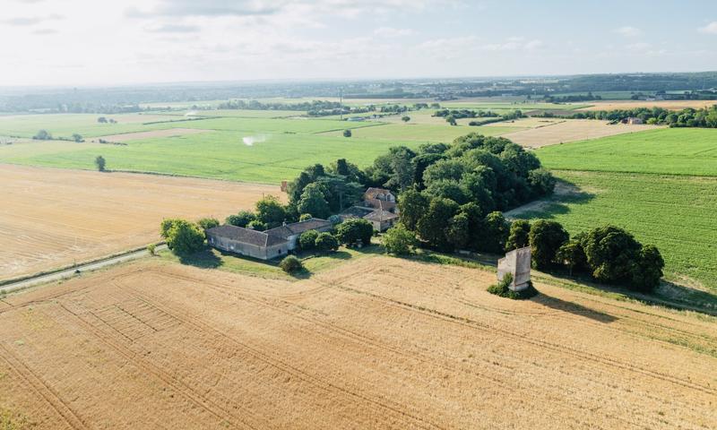 Maison - 297 m² - 9 pièces