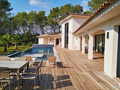 Villa - 350 m² - 9 pièces