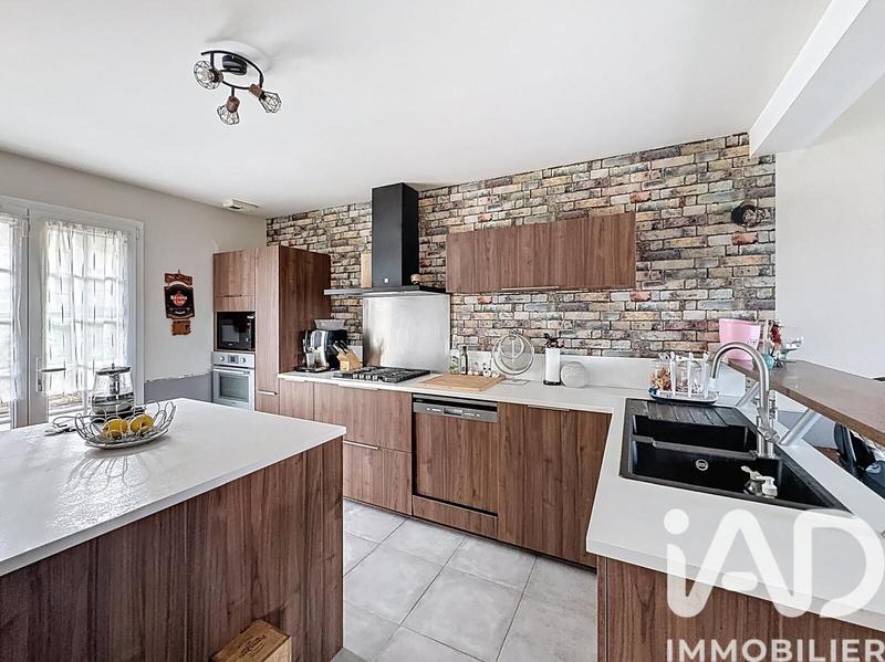 Maison - 136 m² - 4 pièces