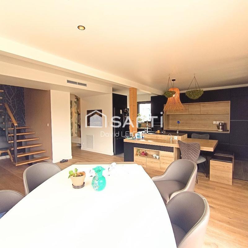 Maison - 131 m² - 6 pièces