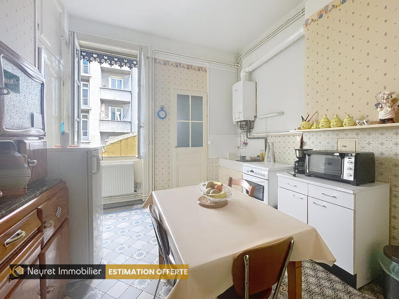 Appartement - 110 m² - 4 pièces