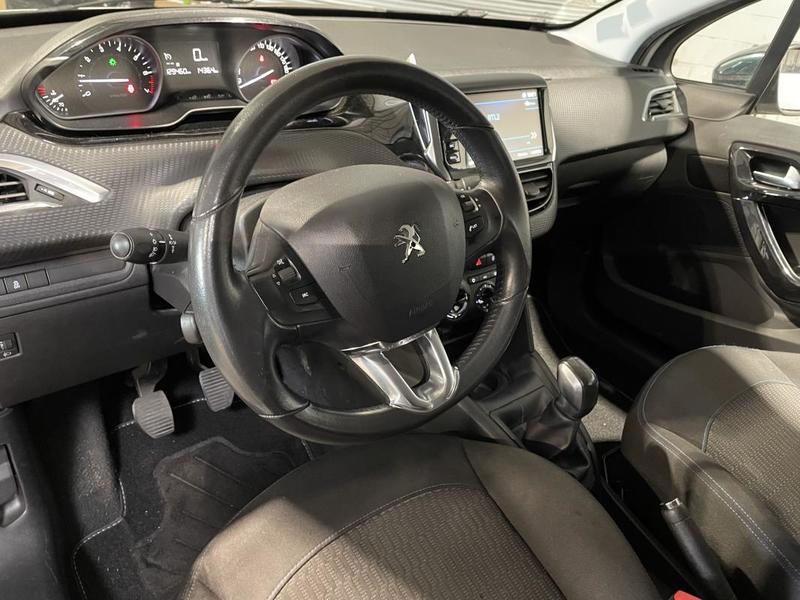 Peugeot 208 1.2 Vti 82ch Style-Distribution à Jour-Garantie 6 Mois-